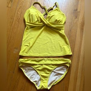 Athleta 2 piece yellow tankini (36D top/large bottoms)